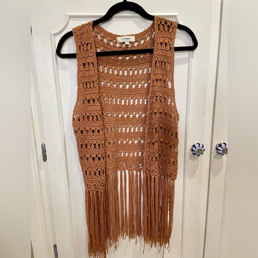 Women’s Light Brown Medium Crochet Style Fringe Bottom Vest